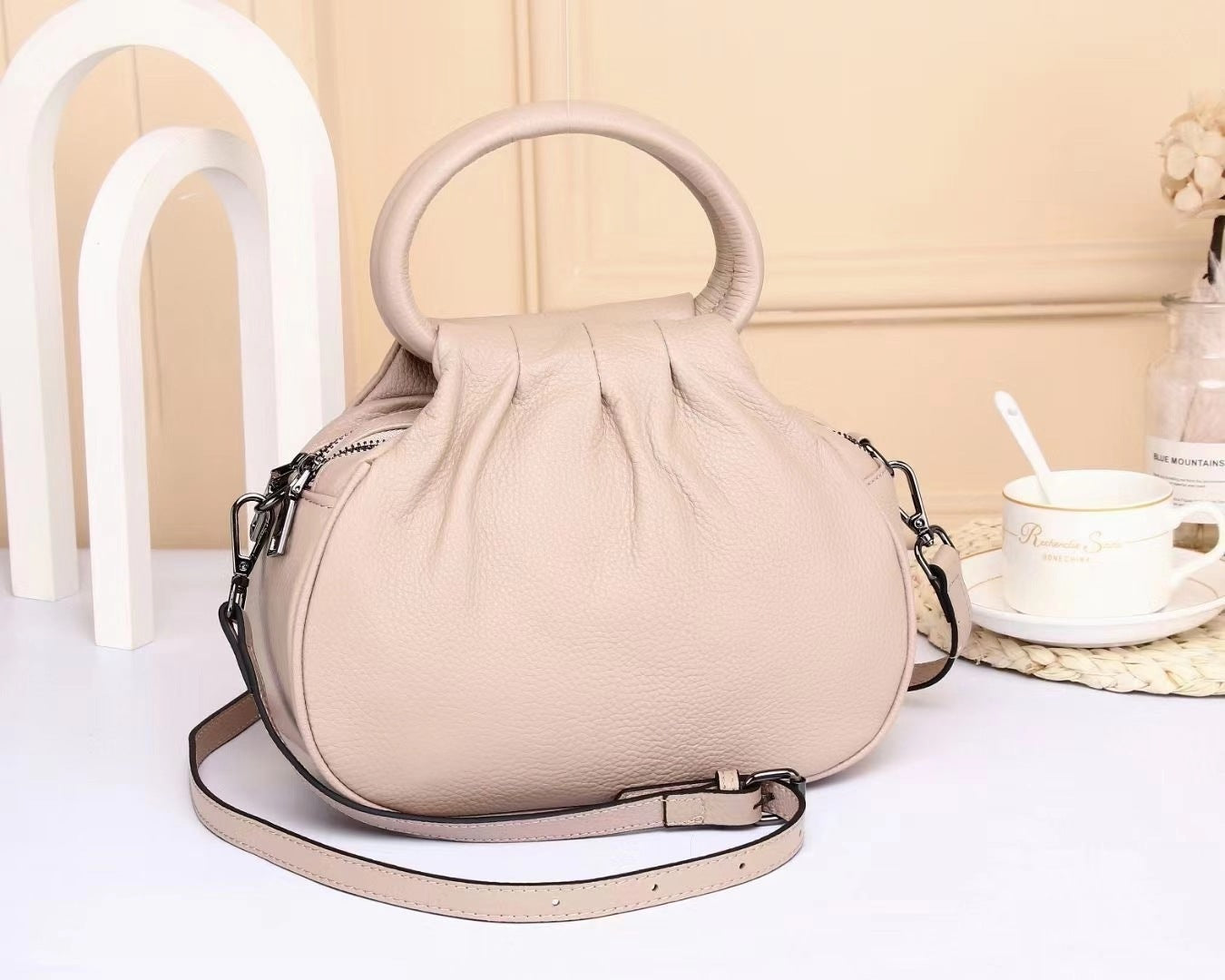 Women's Handheld Multifunctional One Shoulder Messenger Bag