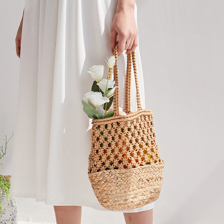 Cesta de malla para verduras para las vacaciones junto al mar