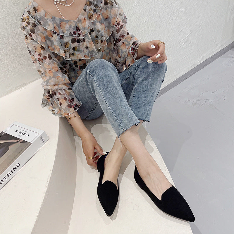 Women's Flying Pointed Toe Flat Knitted Roll Shoes