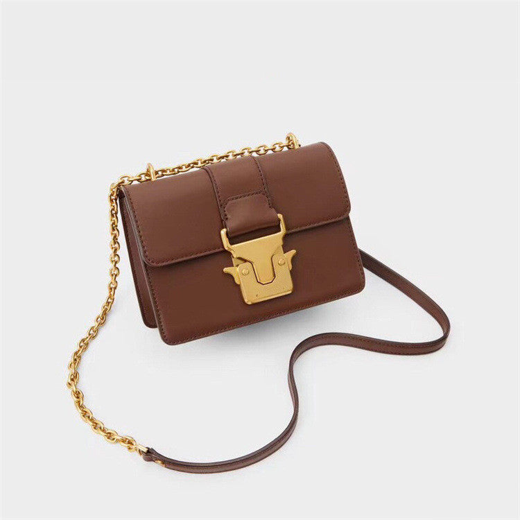 Bull Head Lock Buckle Fashion Clamshell Metal Chain Shoulder Messenger Female Bag