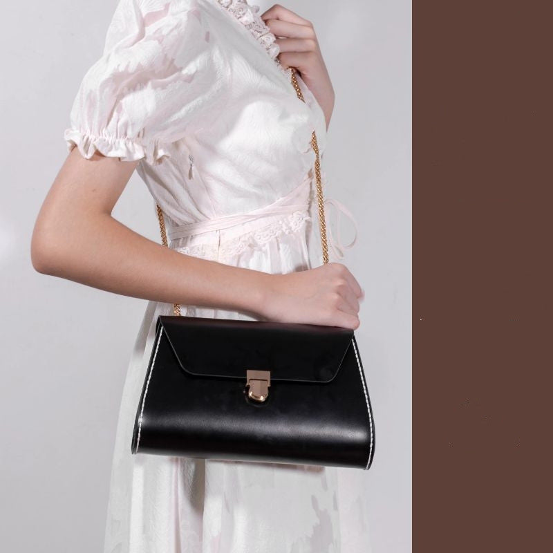 Sensual Chain Shoulder Messenger All-match Small Square Bag Women