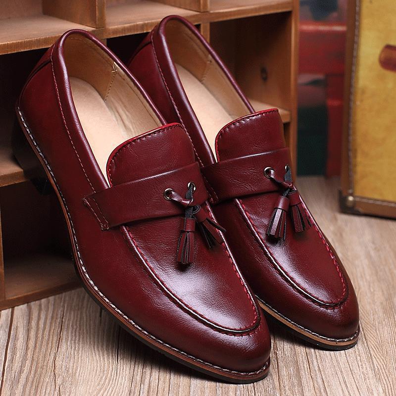 British Retro Slip-on Tassel Loafers Men's Casual