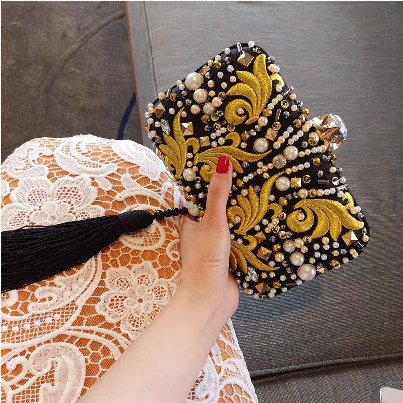 Embroidered Party Handmade Diamond Black Tassel Clutch