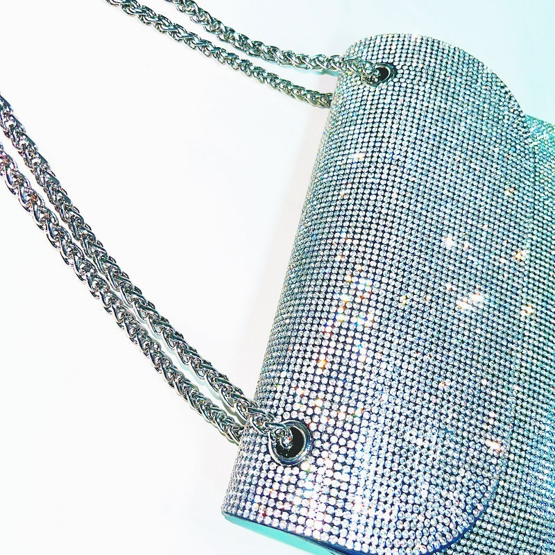 Bolso bandolera de un solo hombro con cadena cuadrada pequeña con incrustaciones de diamantes para banquetes