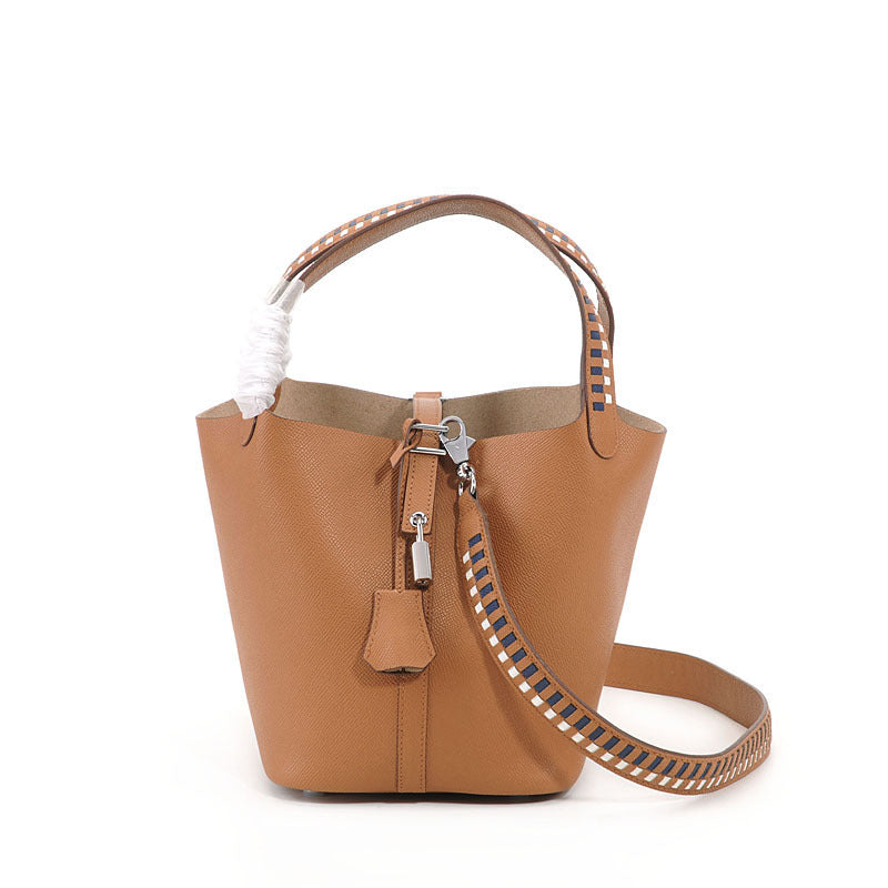 Sac seau en cuir pour femme avec couche supérieure et bandoulière unique