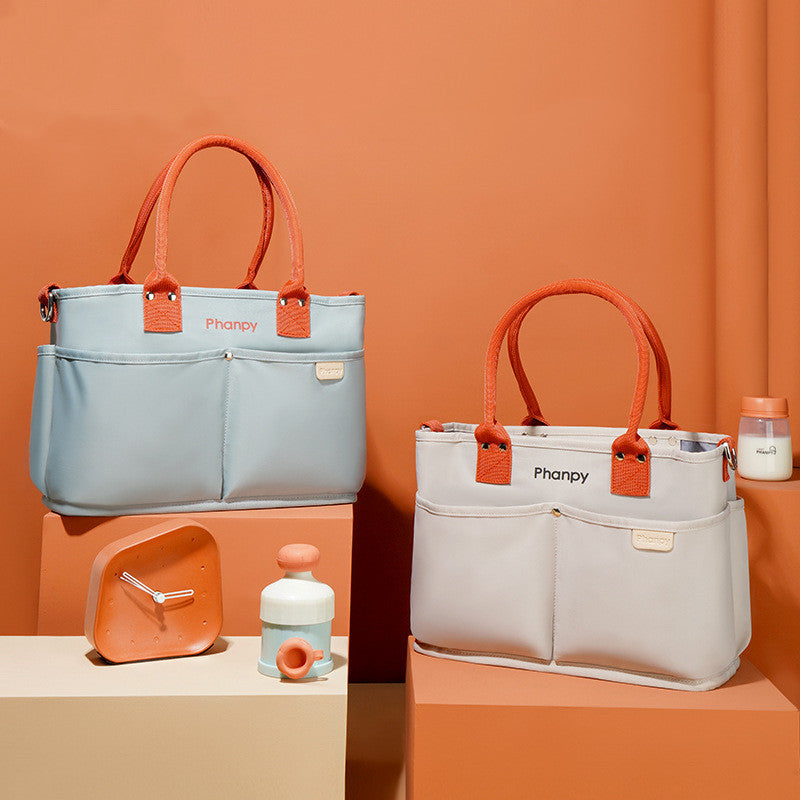 The New Mother Baby Bag Is Fashionable And Light To Go Out