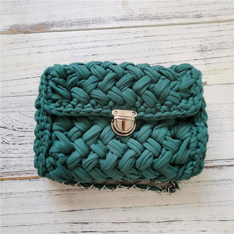 Bolso de punto con fragancia pequeña hecho a mano con forma de cruz y tejido de crochet