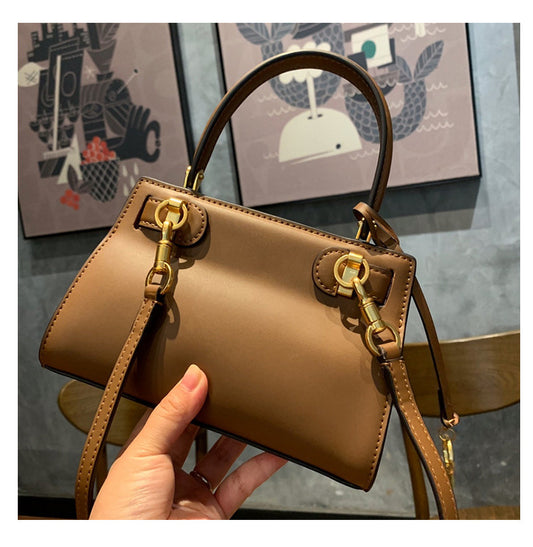 Mini sac messager tendance à une épaule en cuir de vache pour femme