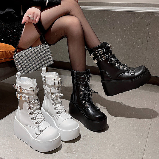 Botas Martin informales con estilo punk