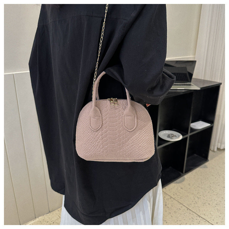 Bolso bandolera sencillo e informal para mujer