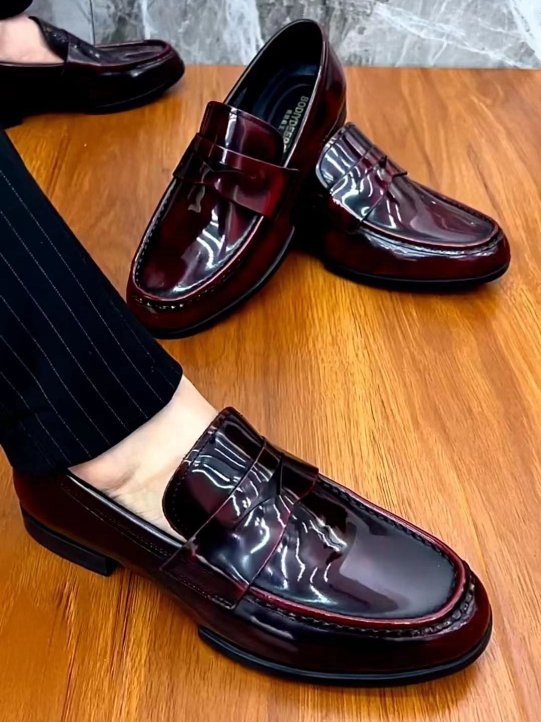 Men's Glossy Pure Leather Business Fashion Leather Shoes