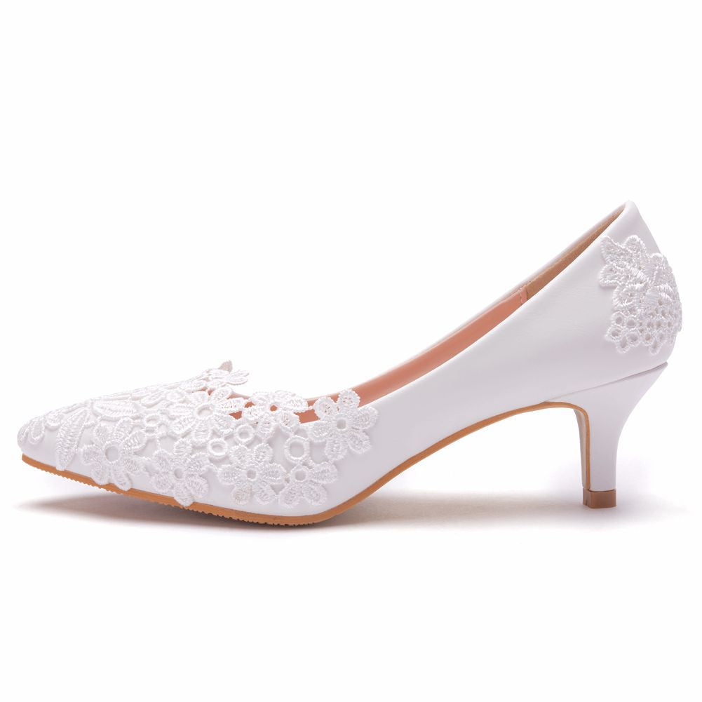 Chaussures de mariage simples en dentelle et fleurs pour femmes