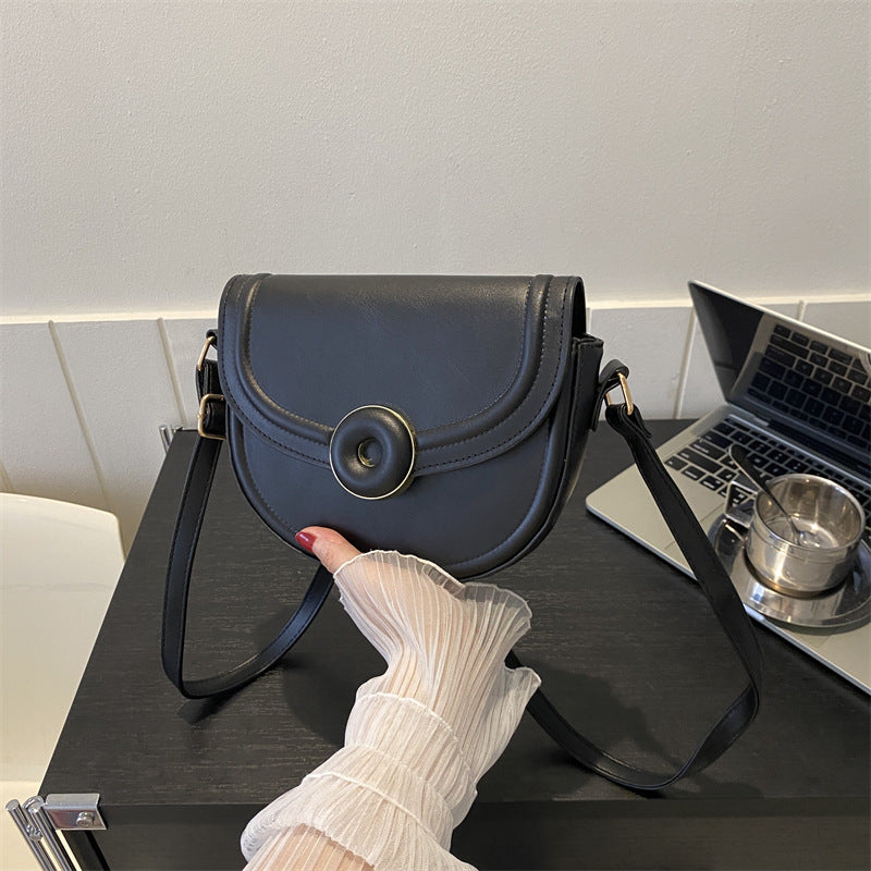 Special-interest Design Textured One-shoulder Underarm Bag Women