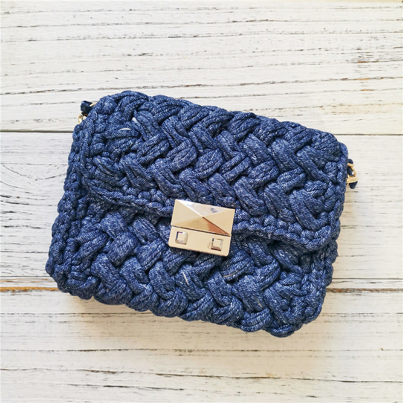 Bolso de punto con fragancia pequeña hecho a mano con forma de cruz y tejido de crochet