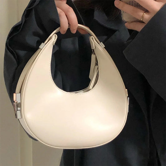 Bolso mini con forma de media luna y elegante temperamento