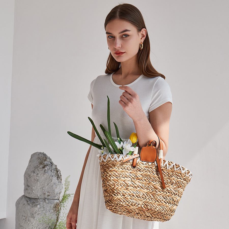 Sac de plage tissé populaire et mignon de grande capacité pour les vacances