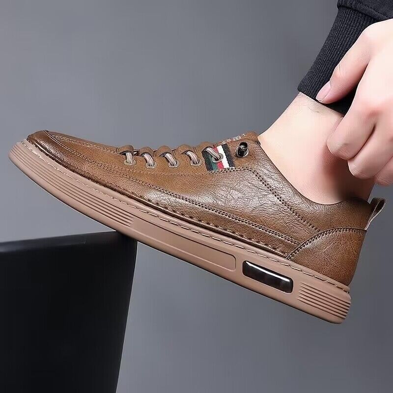 Fashionable And Versatile Sports Leather Shoes