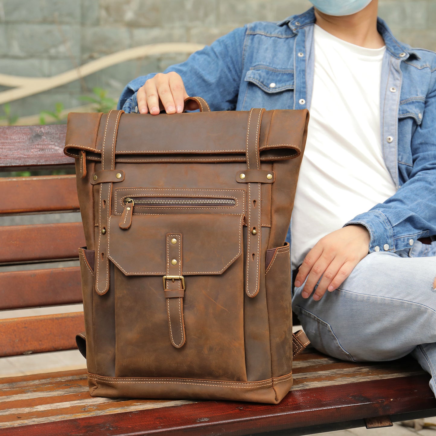 Retro Crazy Horse Leather Back Men's Leather Backpack