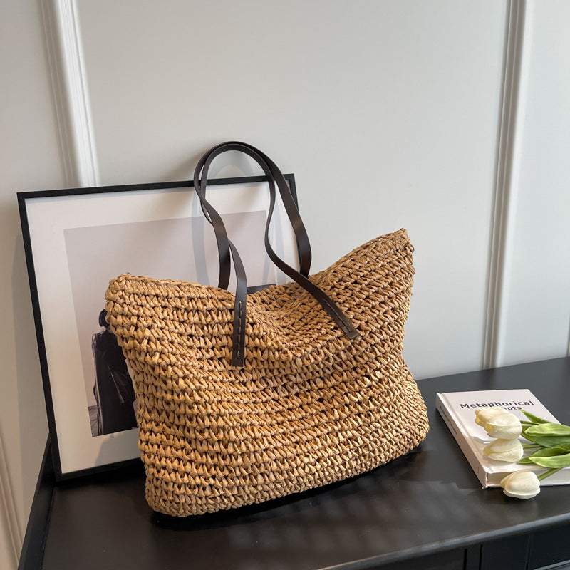 Sac de paille de style forêt pour femme, idéal pour les vacances d'été