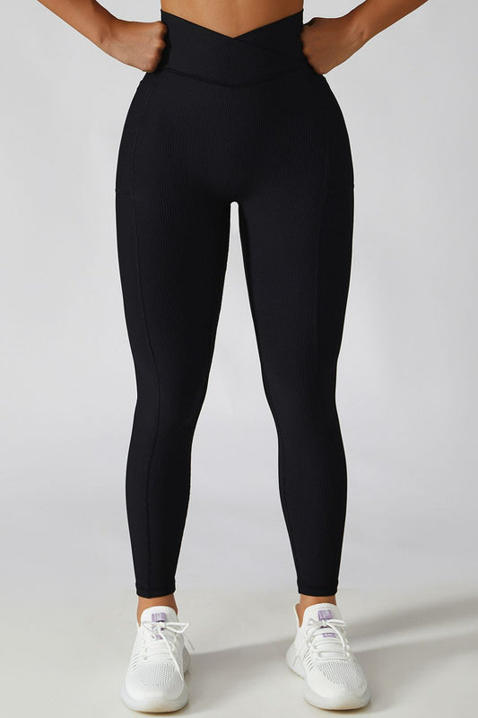 Leggings deportivos con cintura cruzada Basic Bae