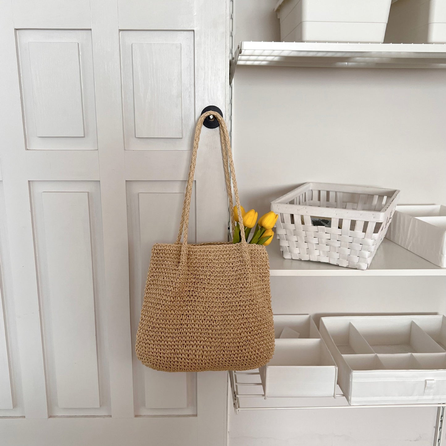 Sac tissé simple et portable en paille à une épaule de grande capacité pour loisirs