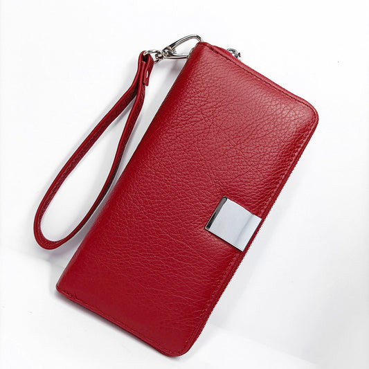 Single Zip Pebbled Classic Wrist Wallet In Leather