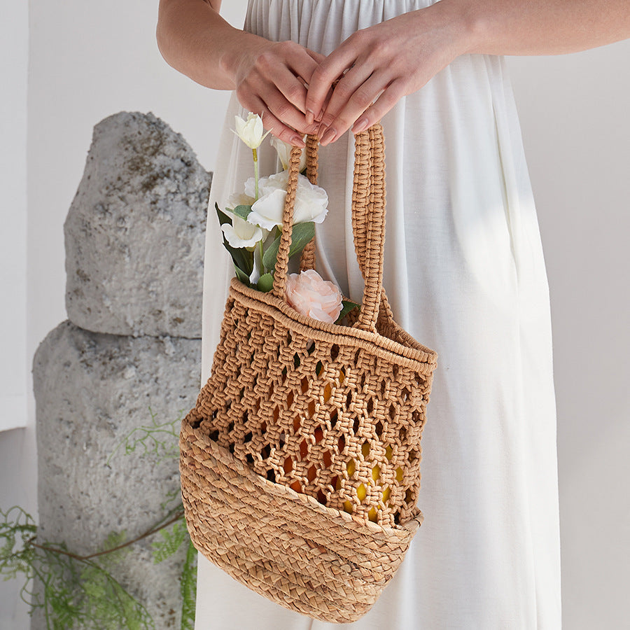 Cesta de malla para verduras para las vacaciones junto al mar