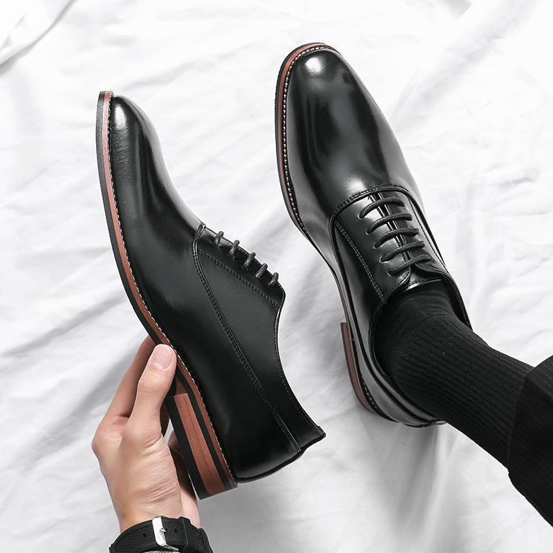 Zapatos de cuero puntiagudos de tacón bajo para hombre, casuales y de moda