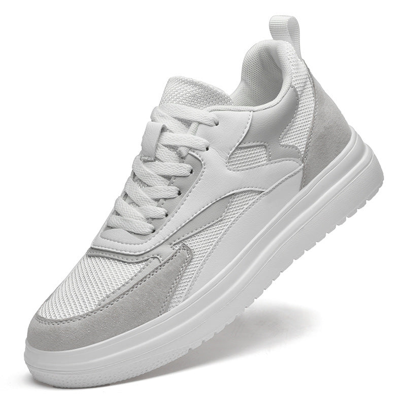 Chaussures blanches en maille avec coutures en cuir de vache