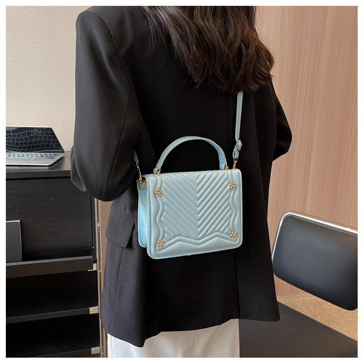 Trendy Small Square Simple Indentation Rhombus Shoulder Bag