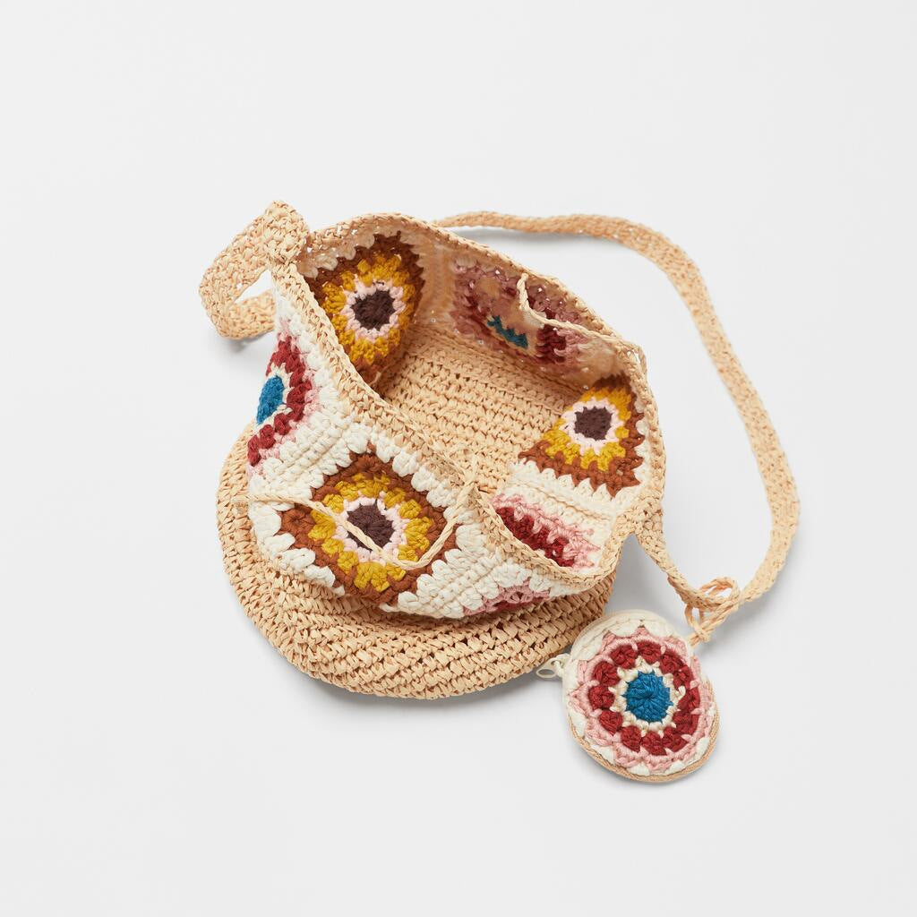 Bolso de paja de crochet con un solo hombro cruzado