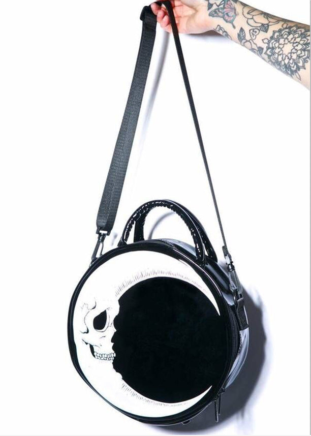 Meniscus Skull Round Diagonal Bag