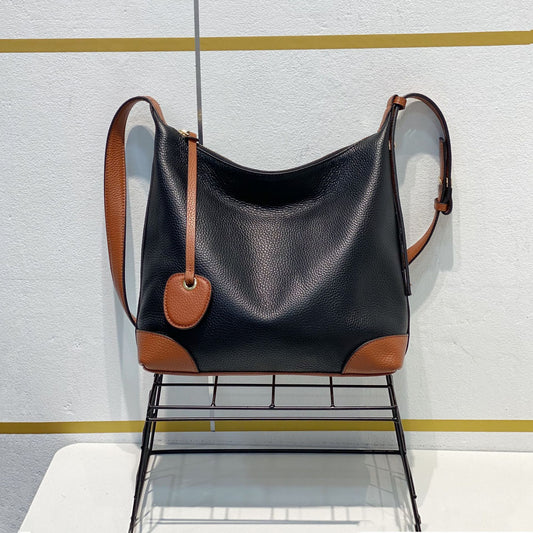 The New Trendy All-match One-shoulder Messenger Bag