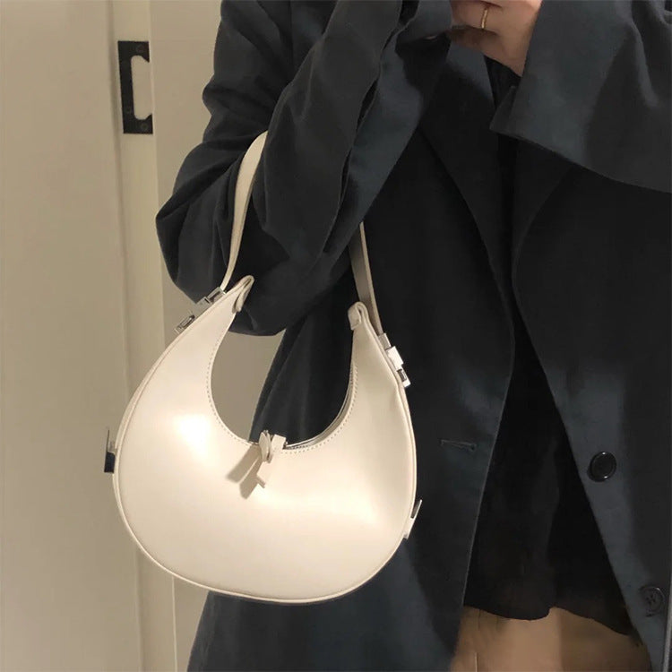 Bolso mini con forma de media luna y elegante temperamento