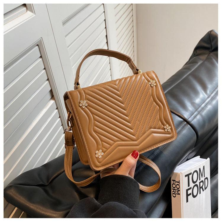 Trendy Small Square Simple Indentation Rhombus Shoulder Bag