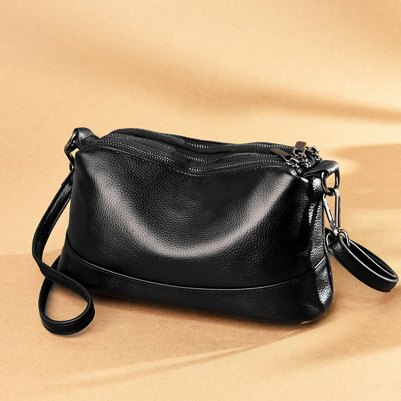 Sac à bandoulière diagonal en cuir de vache pour femme d'âge moyen