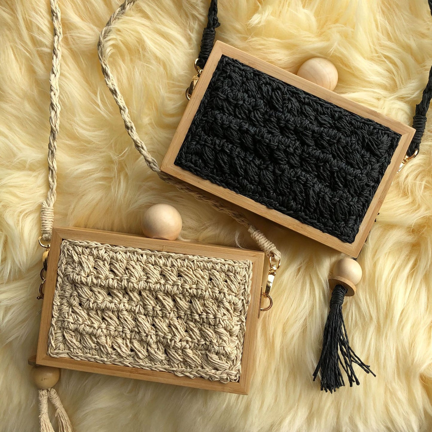 Wooden Frame Straw Bag In Stock Tassel Ball Head Hand Bag Messenger Bag Female Vacation Beach Bag