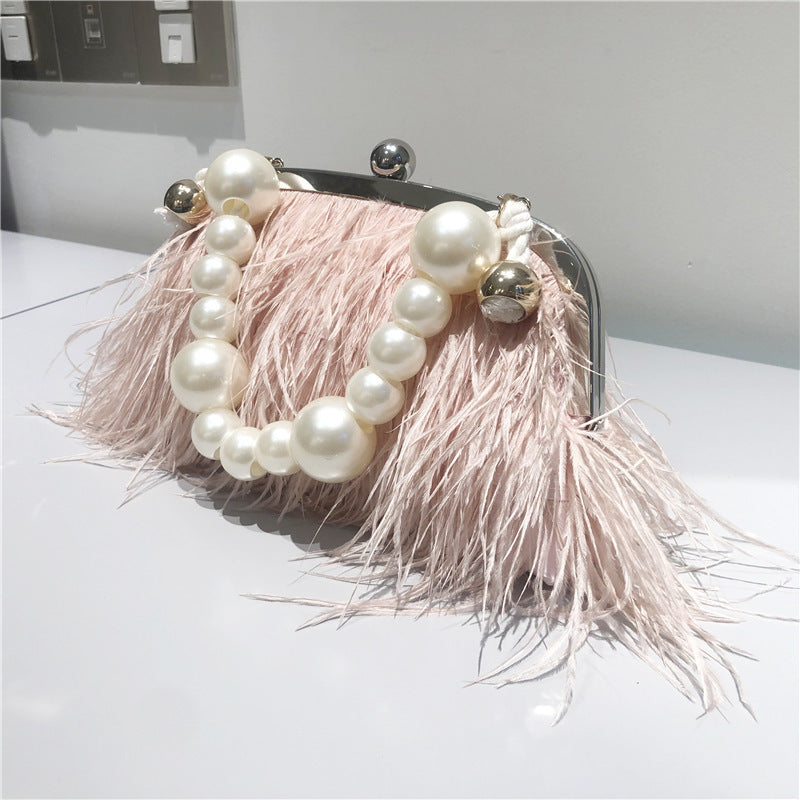 Bolso bandolera con cadena de perlas y plumas de pavo para mujer, de avestruz