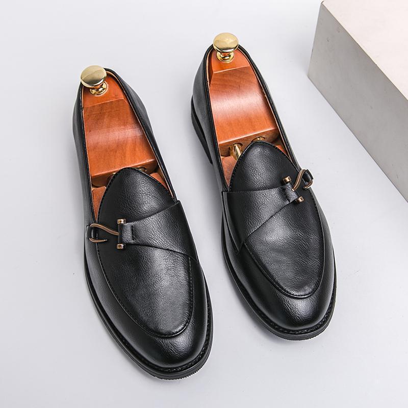 Mocasines casuales de cuero suave sin cordones y con suela blanda para hombre