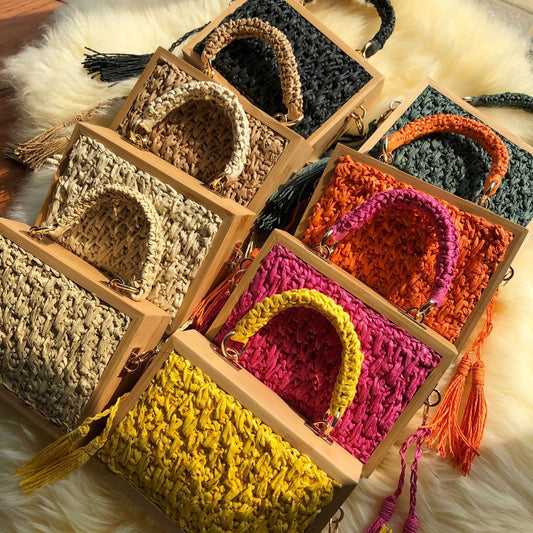 Wooden Frame Straw Bag