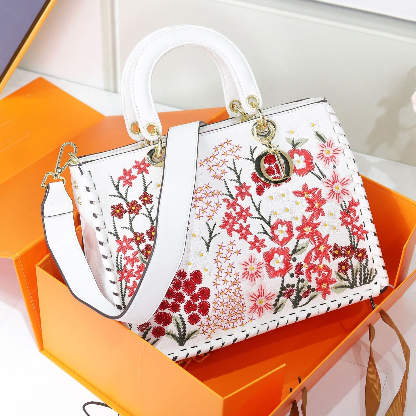 Hand-held Messenger Embroidery Ladies Bag