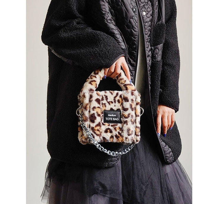 Mini bolso lindo con cadena de peluche para mujer para otoño e invierno