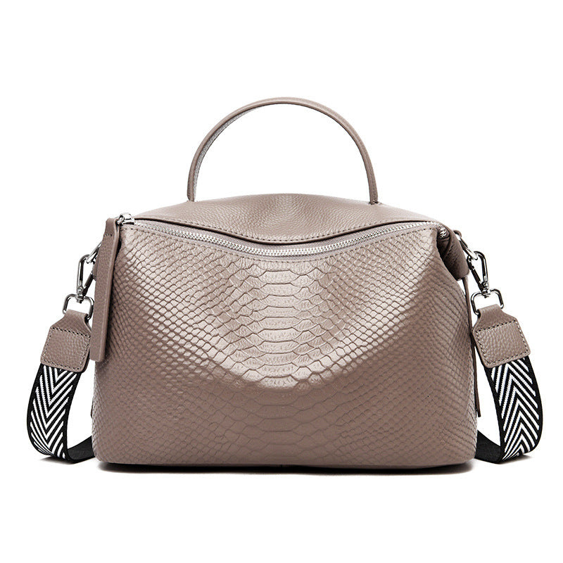 Sac messager à une épaule tendance et portable en cuir de vachette pour femme