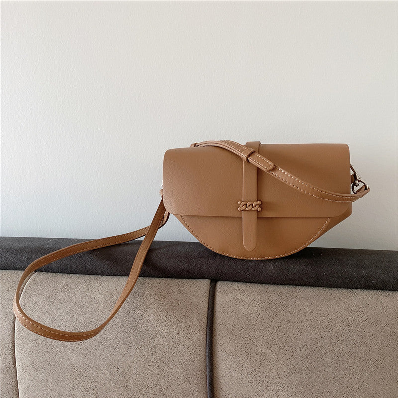 Popular Fashion Chain Crossbody All-match One-shoulder Saddle Bag