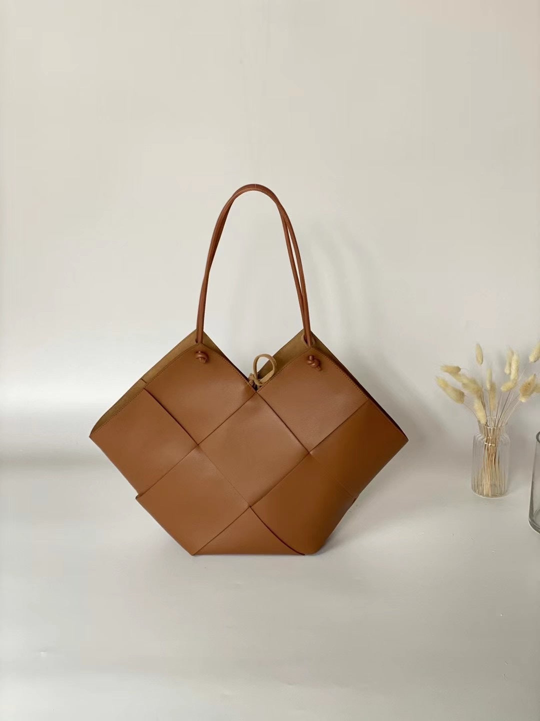 Bolso de mano de piel auténtica para mujer, bolso tejido, moda de primavera y verano