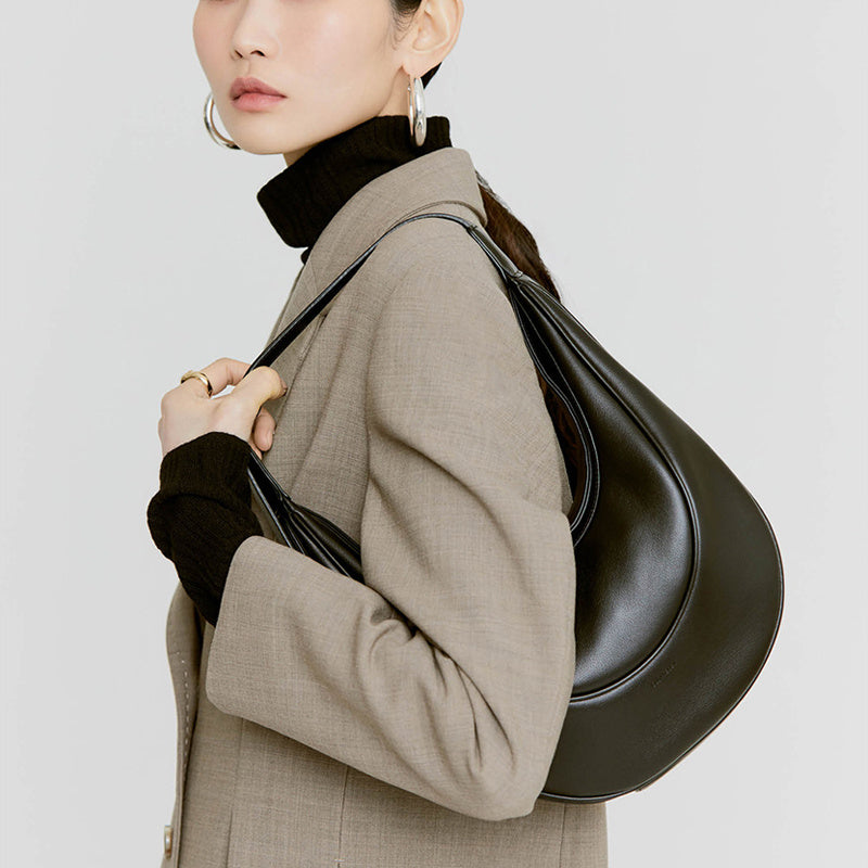 Bag New Style Chaoxia Semicircle High Quality Soft Leather Large Capacity Student Saddle Underarm Bag