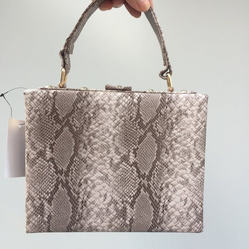 Snake Print Leather Bag For Ladies In European And American Style