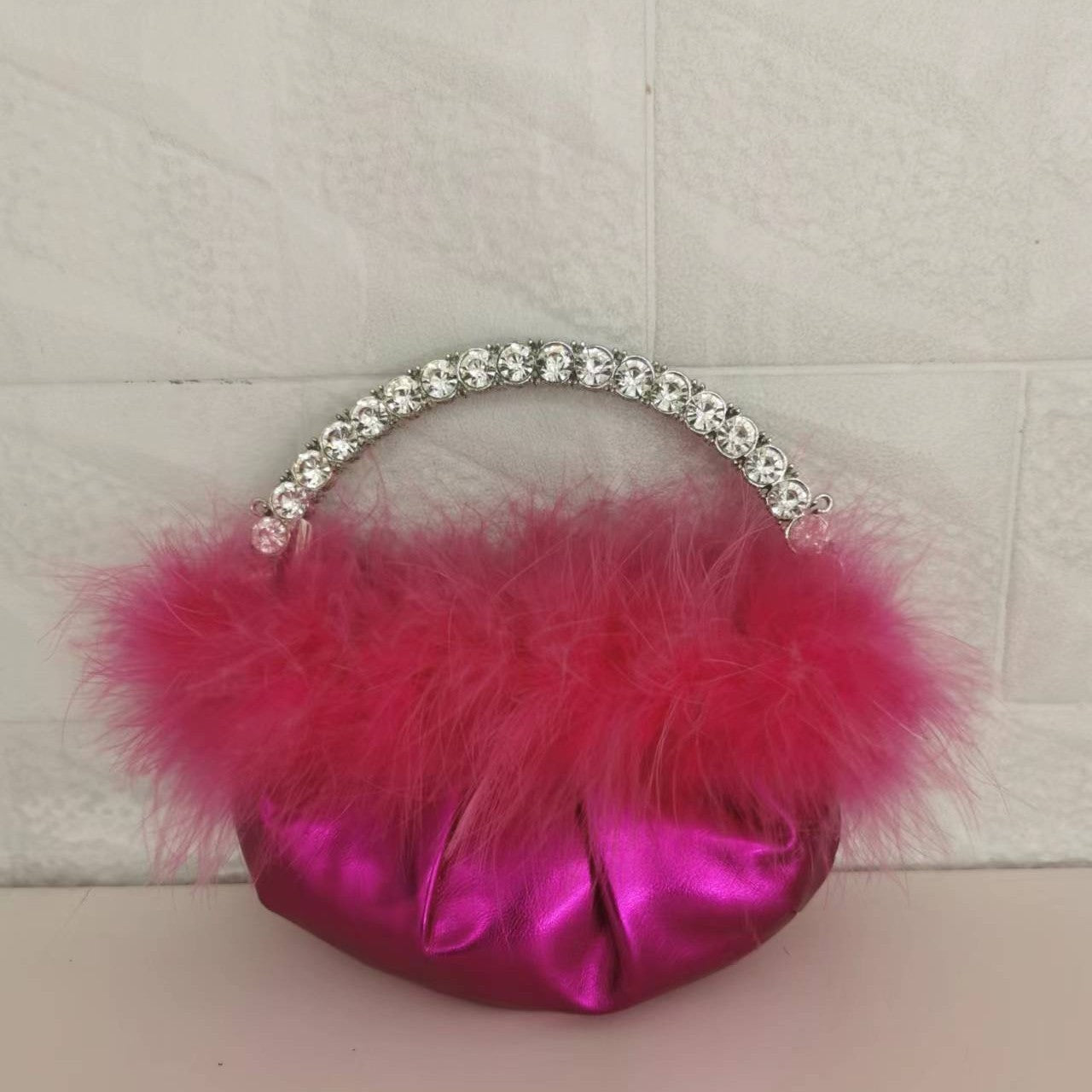 Bolso bandolera tipo nube para mujer con diseño de nicho