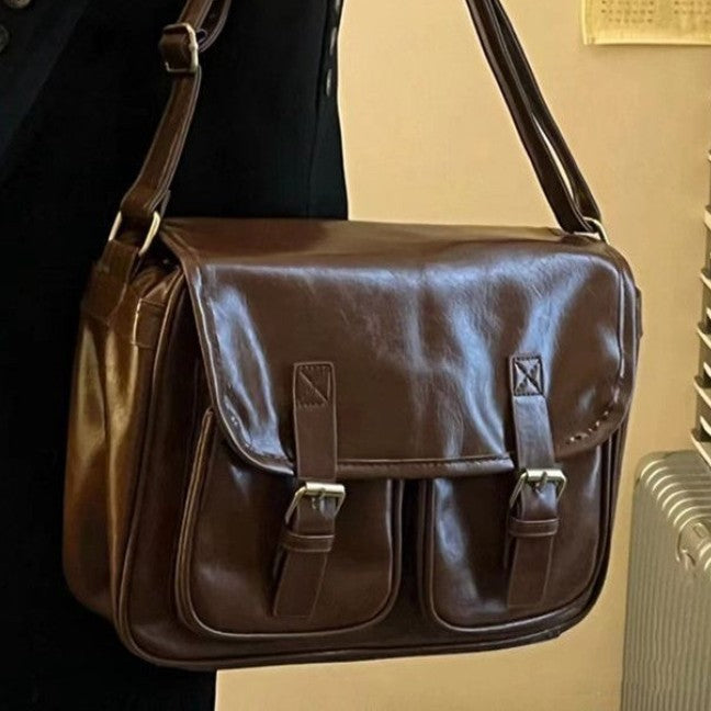 Sac à bandoulière Postman de grande capacité en cuir ciré à l'huile marron châtaigne