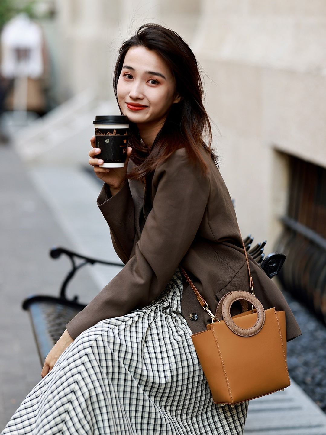 Bolso bandolera de mano para mujer con diseño de nicho, hecho a mano